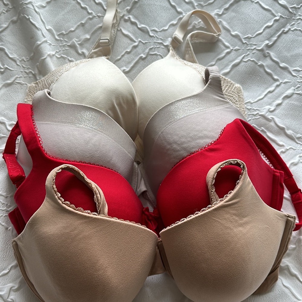 Bundle of Victoria’s Secret Bras